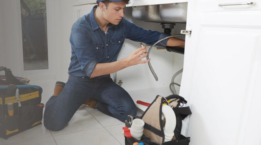 Expert burst pipe repair services in Alvord, TX